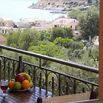 Villa Garden