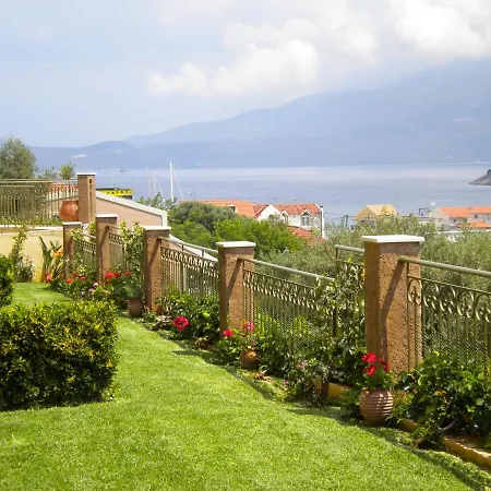 Villa Garden *